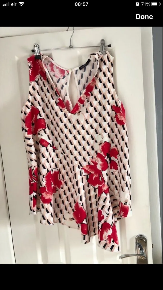Ladies stunning top size 12 €5 - Image 4