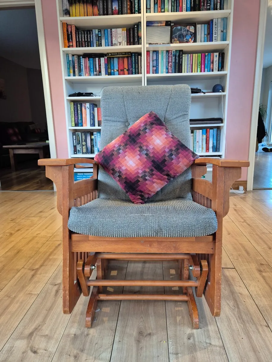 Rocking Chair - Image 2