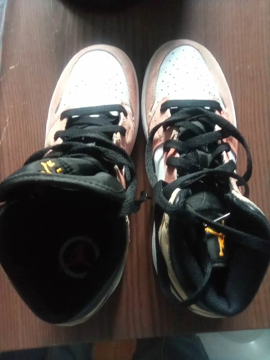 shoes - Image 1