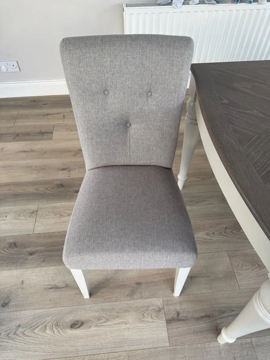 6 Seater Dining Table and chairs - Image 4