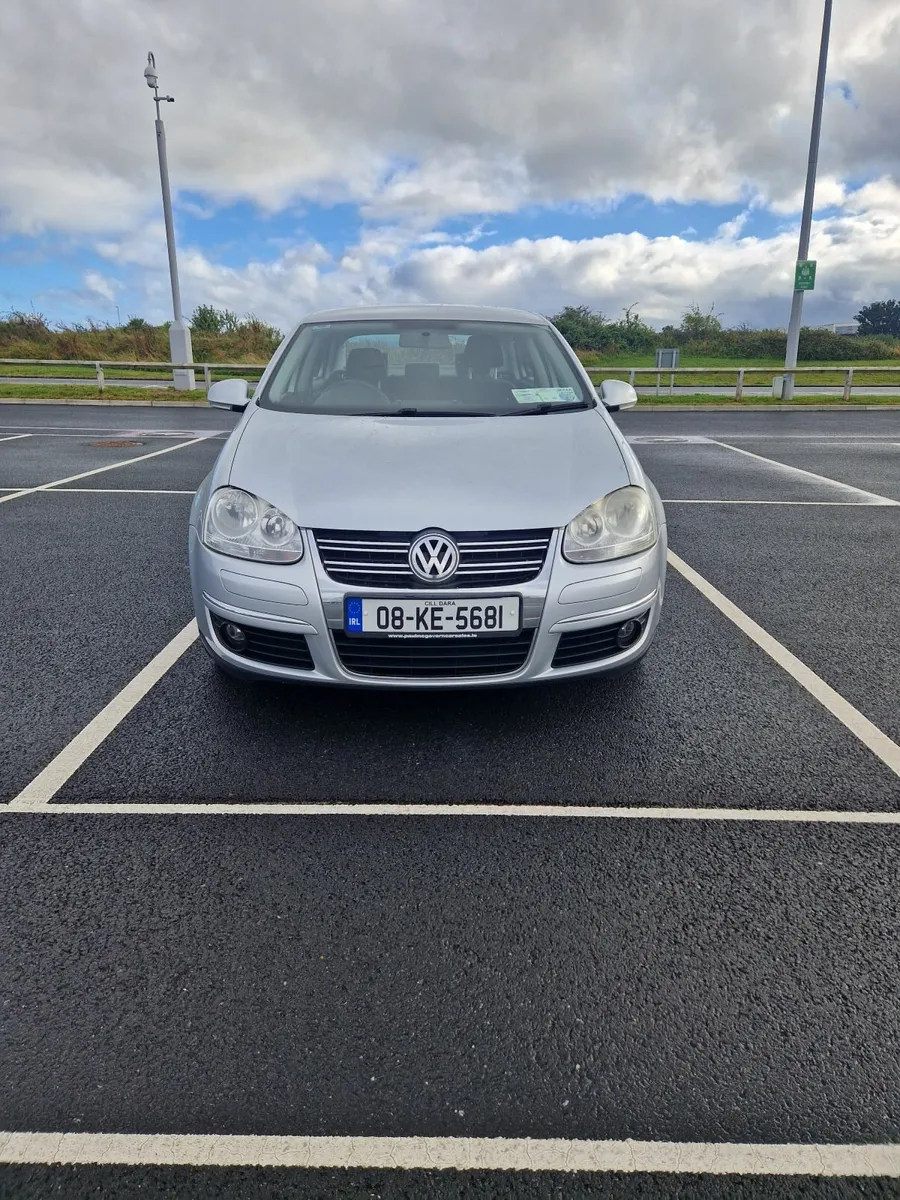 Volkswagen Jetta 2008 - Image 2