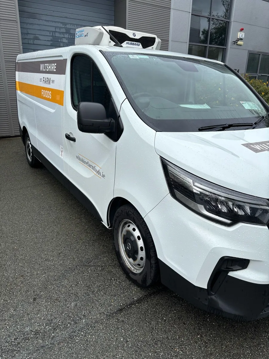 Van - Image 2