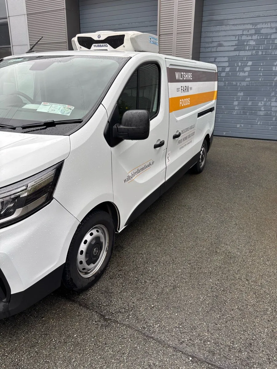Van - Image 3