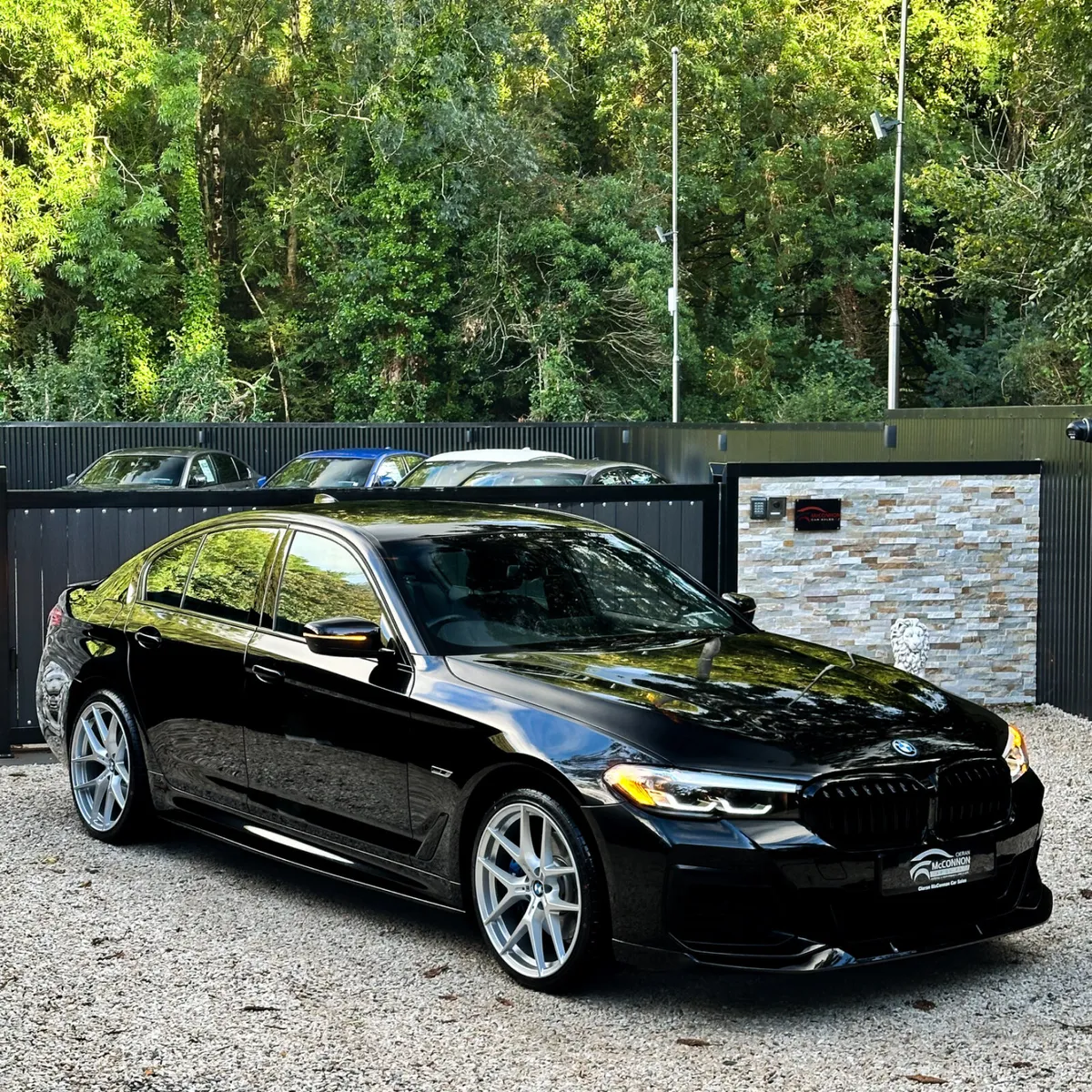 2022 (222)  BMW 530e M-SPORT  290BHP LCI - Image 1