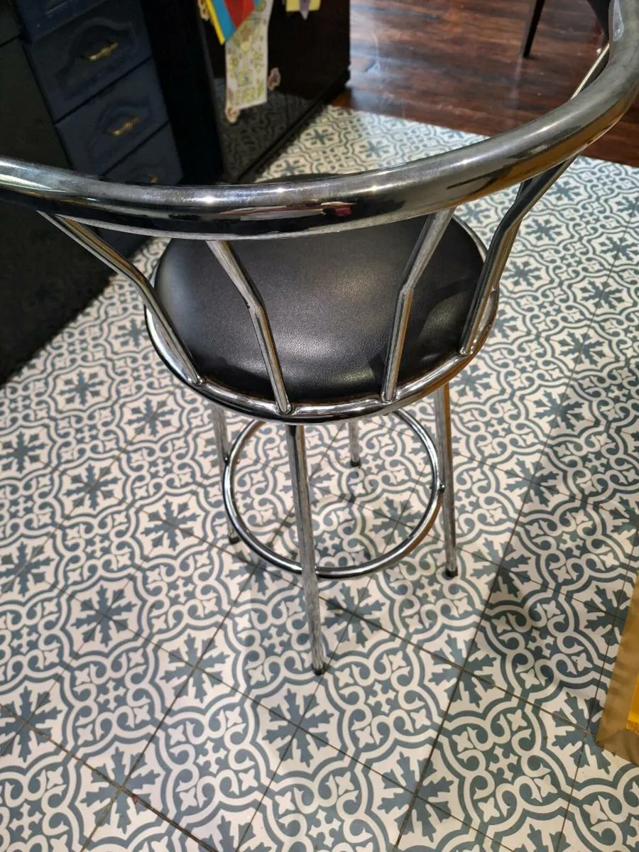 Breakfast high stool - Image 2