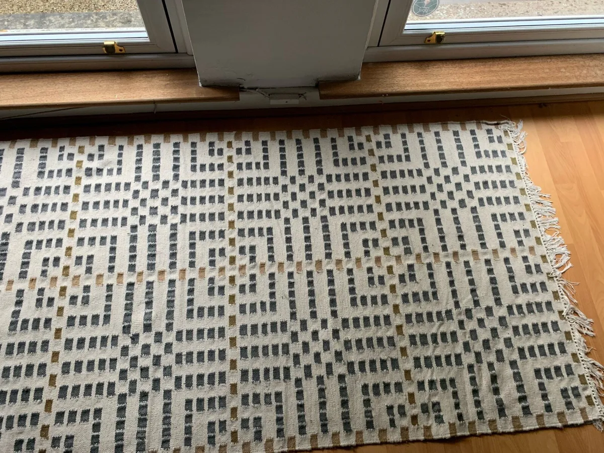Rug - Image 2
