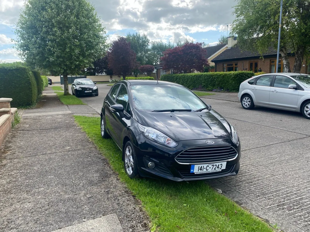 Car - Image 1