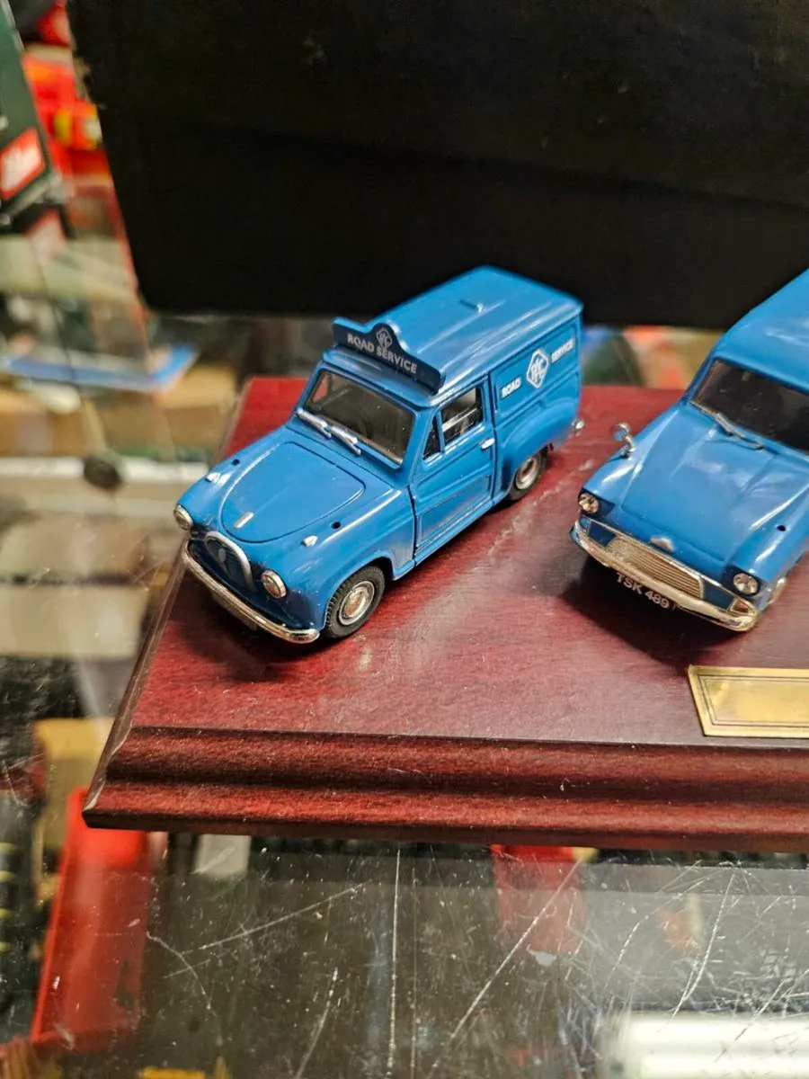 Corgi Vanguards RAC Van set - Image 3