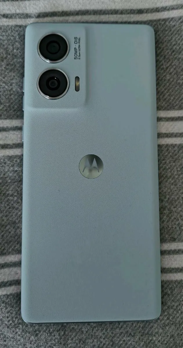 Motorola EDGE 50 5G 12/512 GB Snapdragon 7 Amoled - Image 4