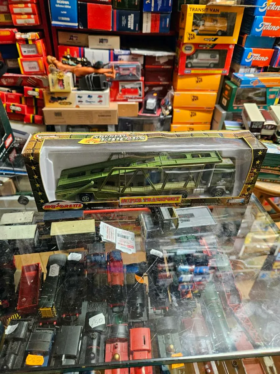 Corgi Majorette Military Transporter - Image 1