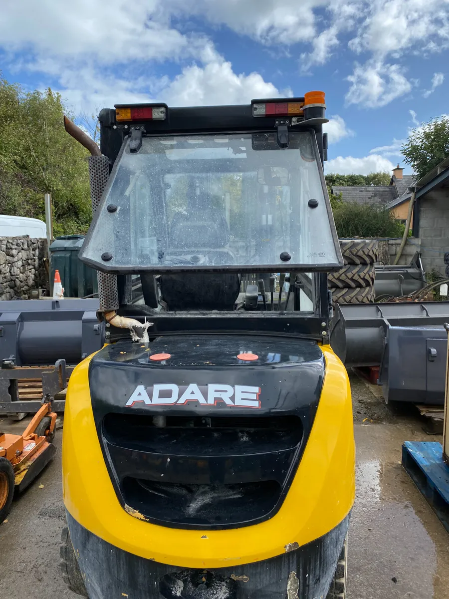 Adare 3 Ton Forklift For Sale - Image 1