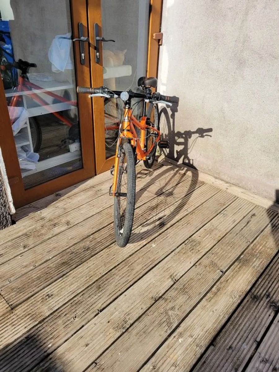 Carrera Abyss Junior Hybrid Bike - 24" Wheel - Excellent Condition - Image 1