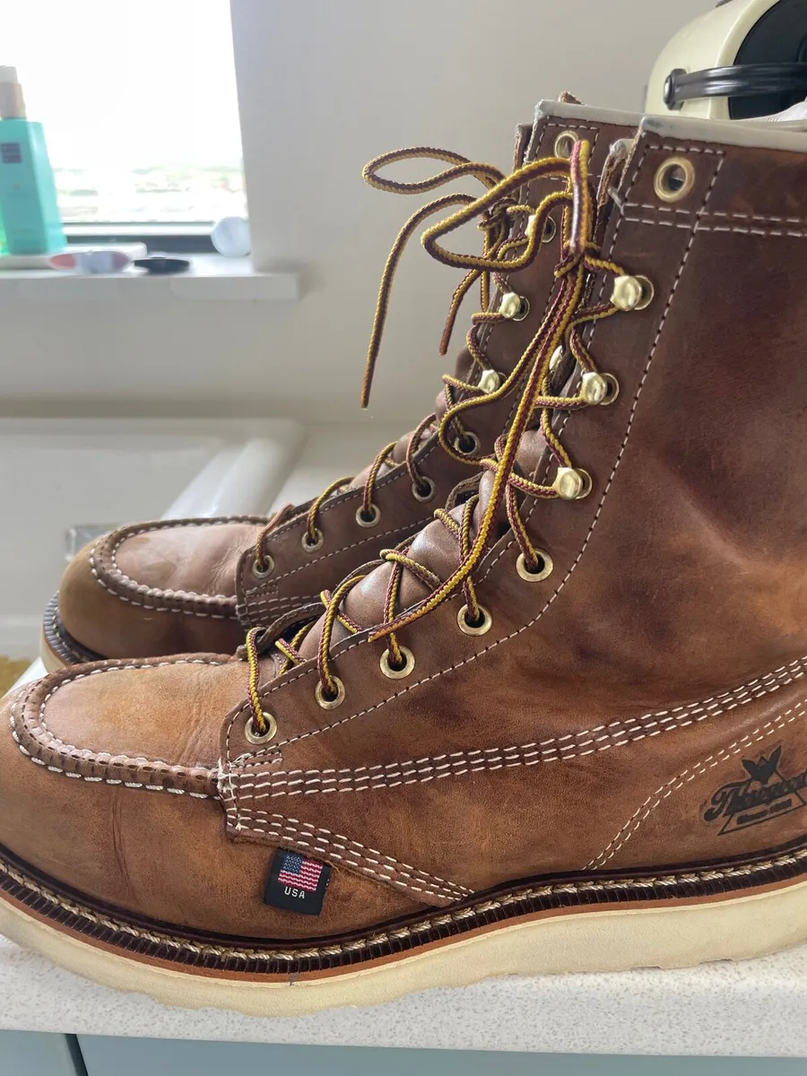 Boots - Image 2