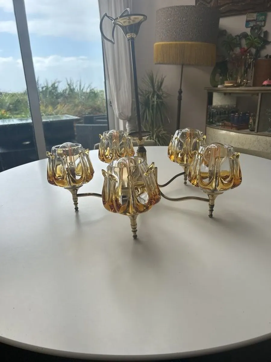 Stunning 70s Murano Glass Chandelier with 2 matching Sconces - Image 1