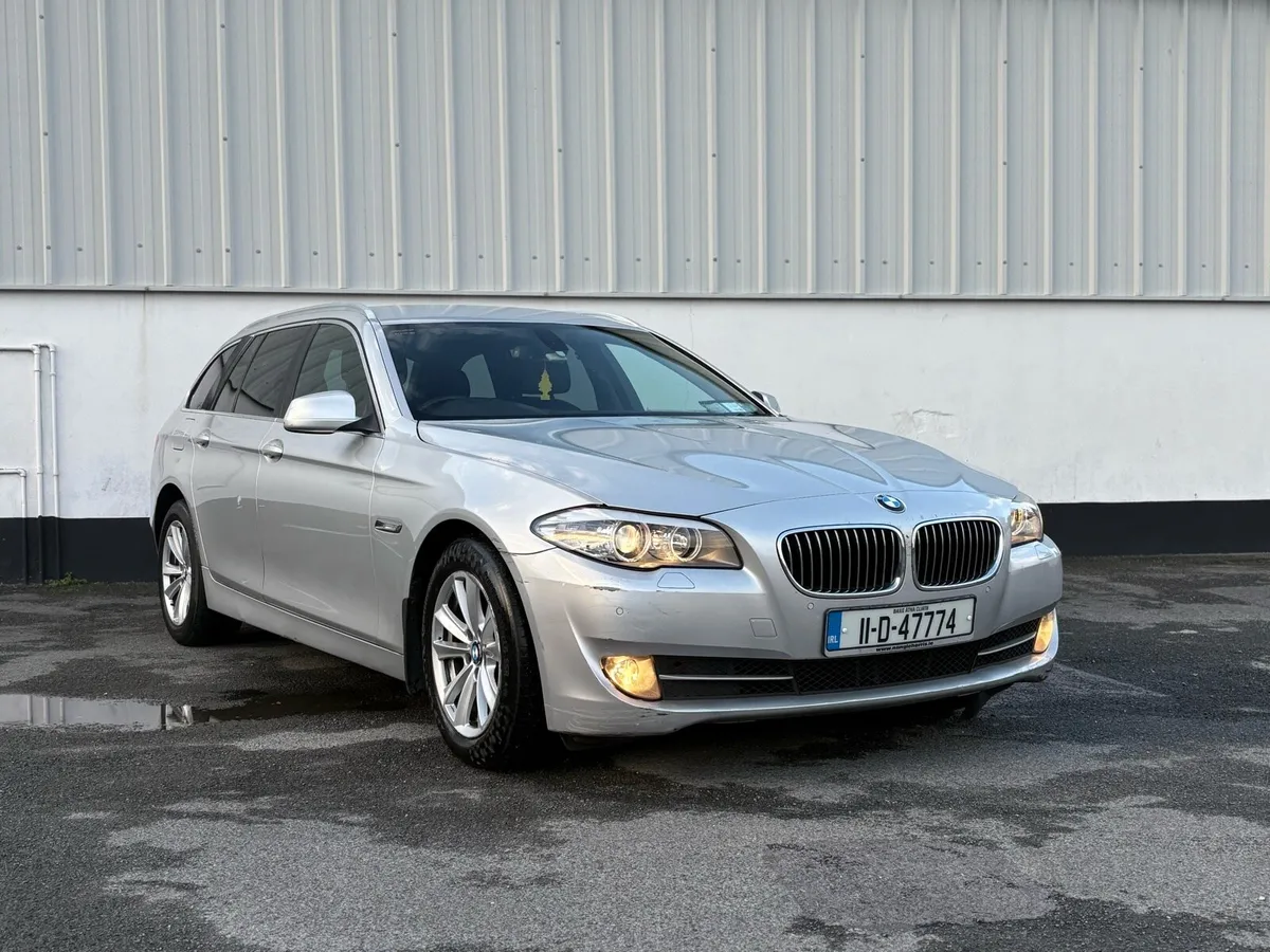 BMW 5 SERIES ESTATE F11 520D - Image 1
