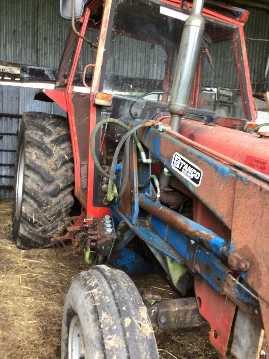 MF265 with Front Loader FOR SALE *** - Image 2