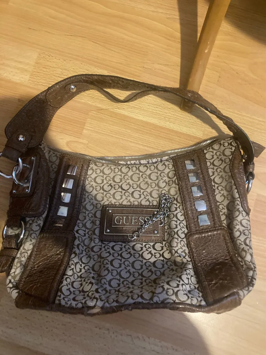 Guess handbag - Image 1