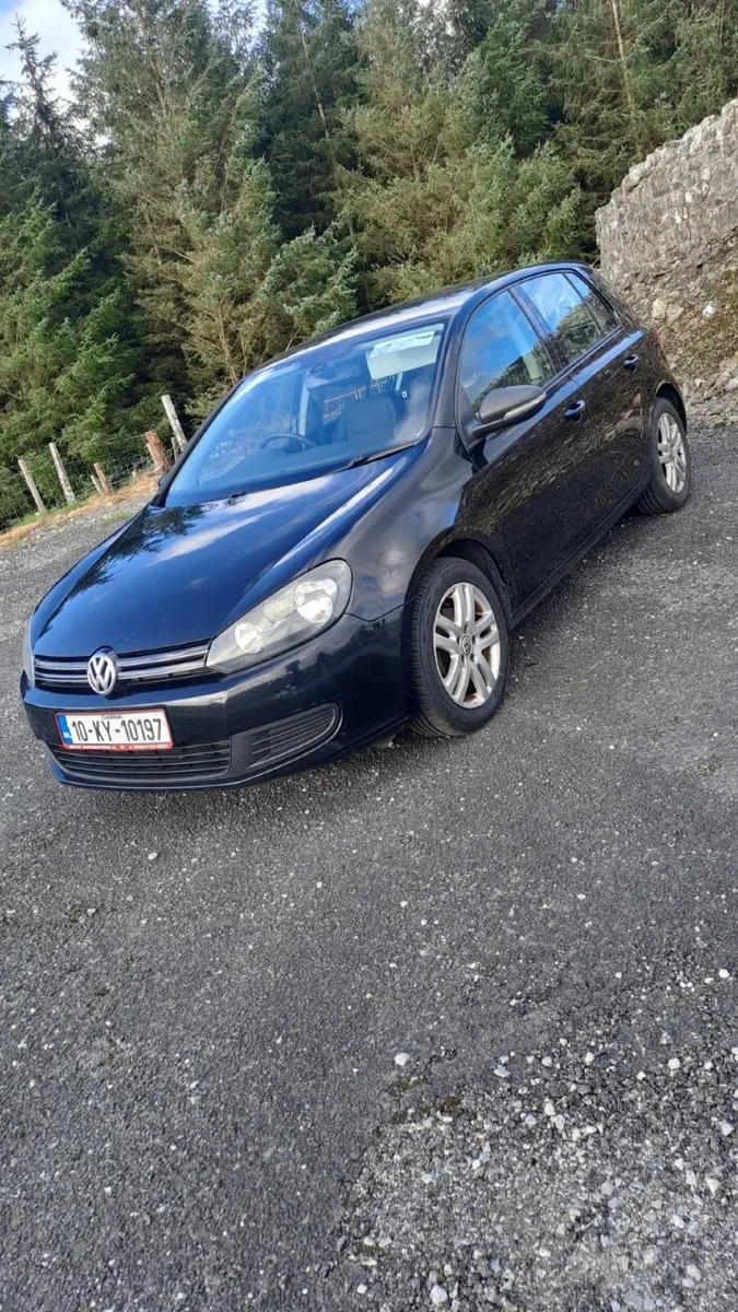 Volkswagen Golf 2010 - Image 3