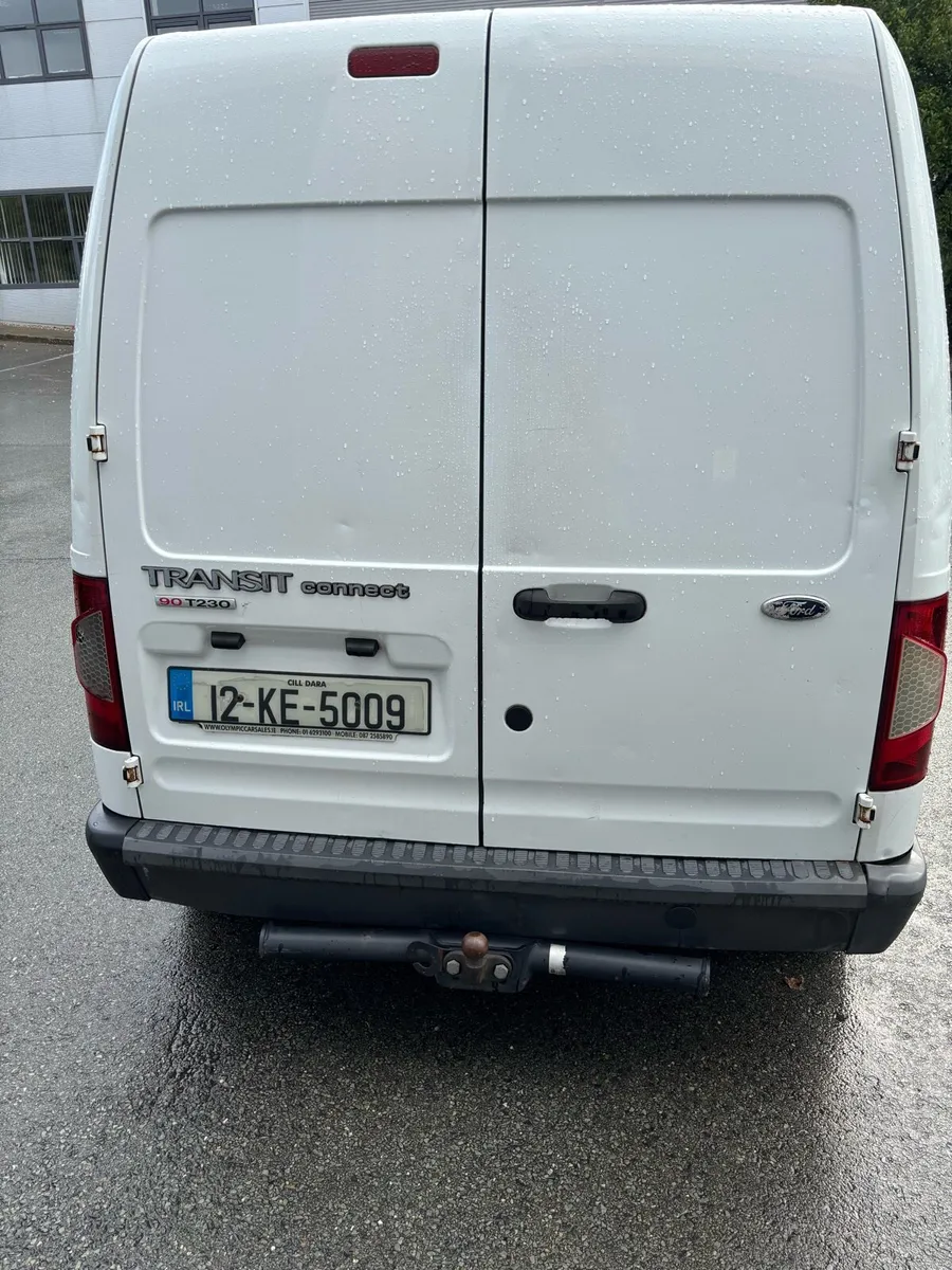 Van - Image 4