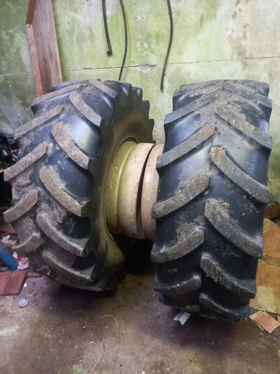 Tractor tyre - Image 2