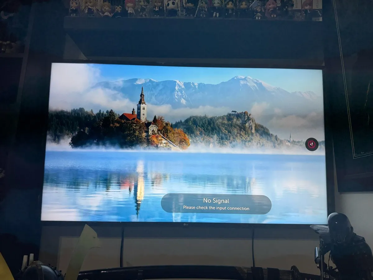 55" LG Ultra HD 4K Smart TV - Image 4