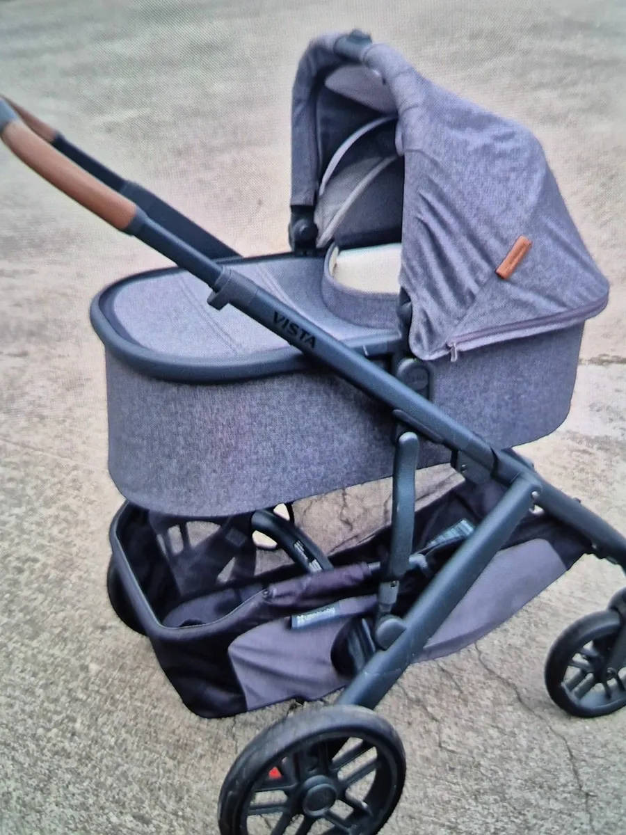 Uppababy Vista Pram - Image 2