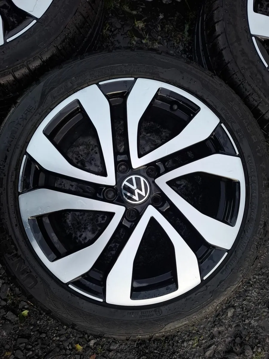 17" Genuine Vw Alloys with tyres - Image 4