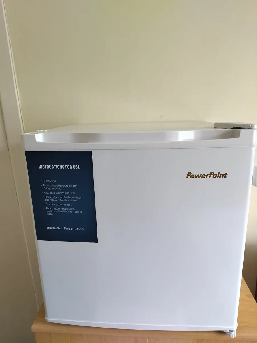 PowerPoint Mini Fridge, as new €50 o.n.o. - Image 1
