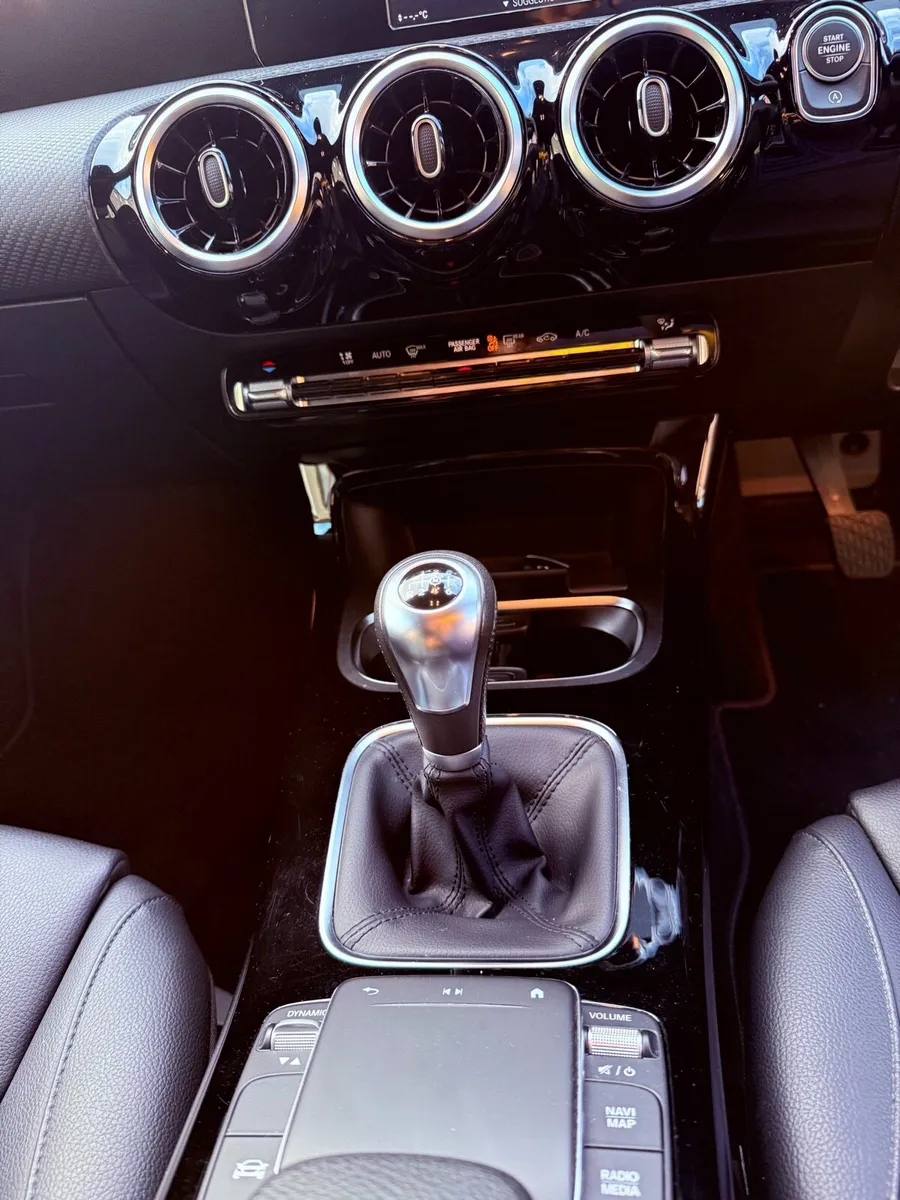 Mercedes Benz A160 - Image 4