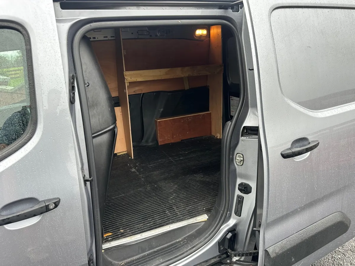 Citroen Berlingo 2020 - Image 2