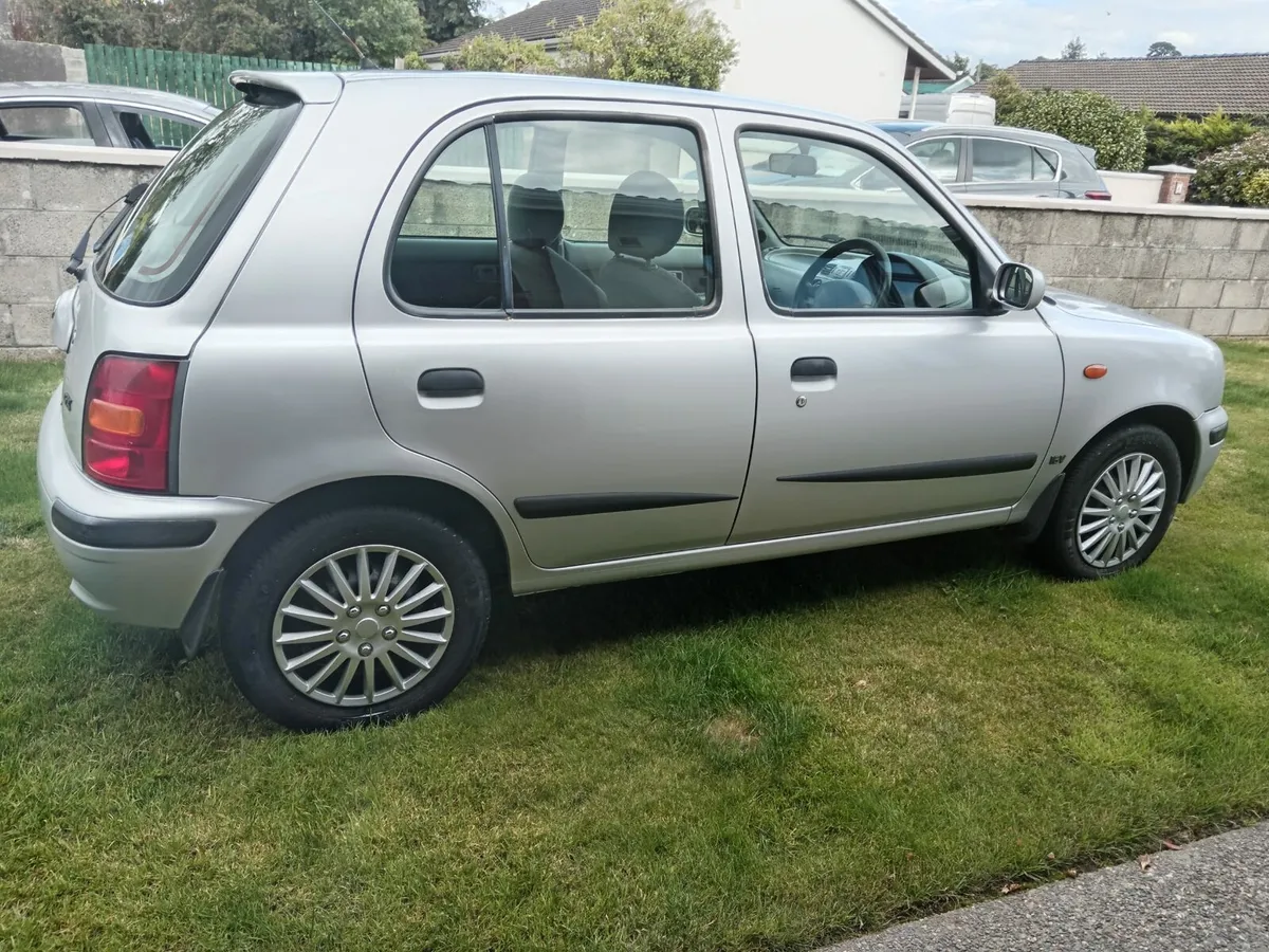 Car - Image 3