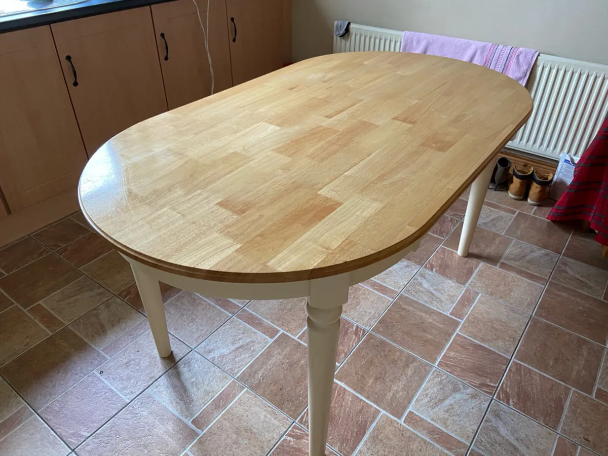 Dining table with six chairs - Image 3