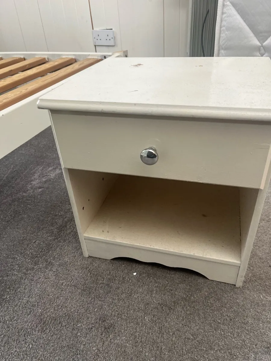Locker - Image 1