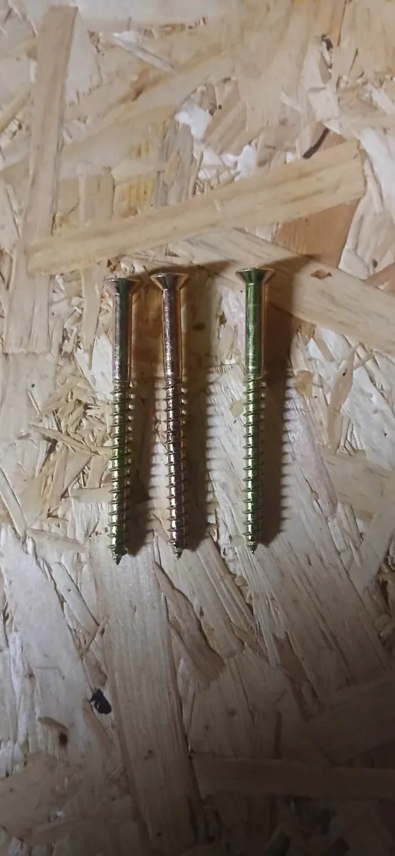 M10 x 80mm screws brand new - Image 1