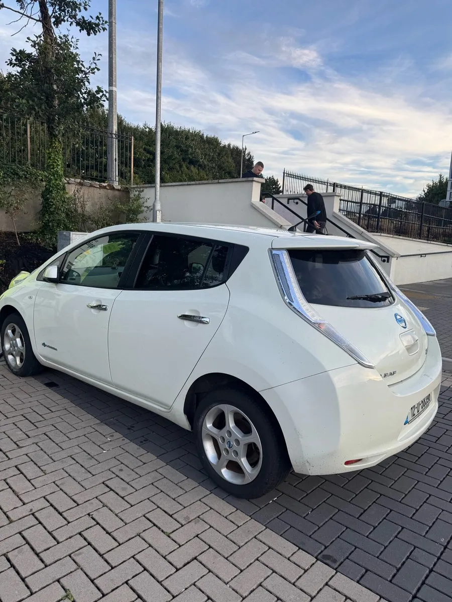 Nissan Leaf 2012 - Image 4