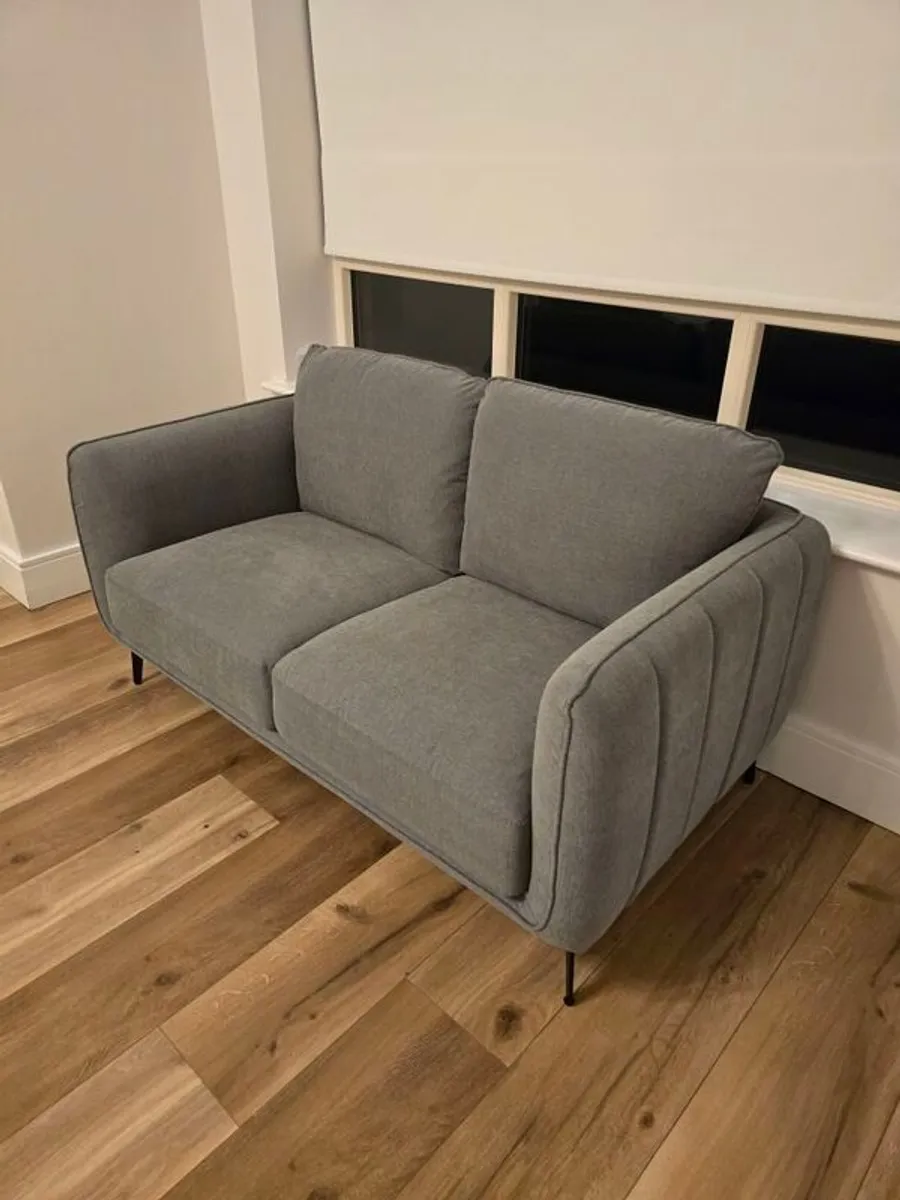 Brand New 3 and 2 Seater Vera Sofas - Image 2