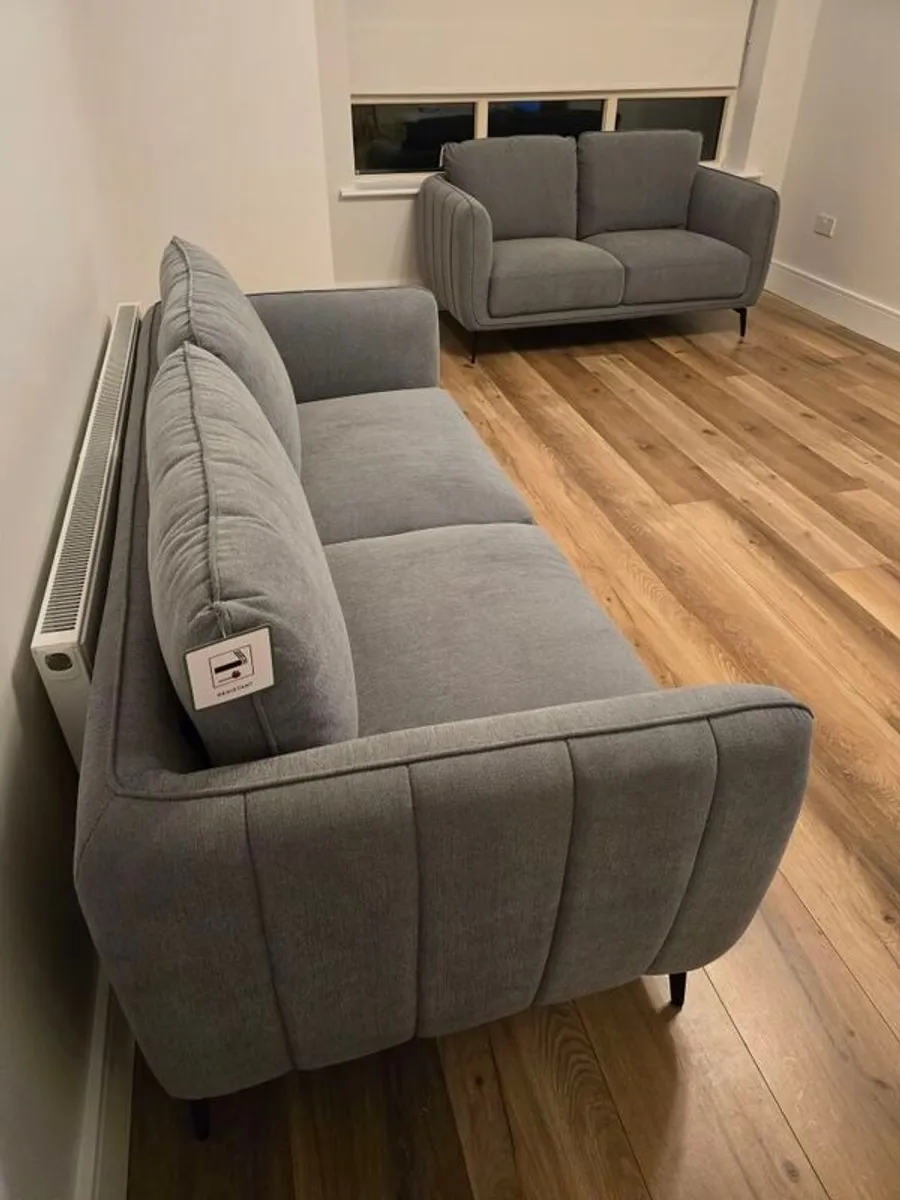 Brand New 3 and 2 Seater Vera Sofas - Image 3