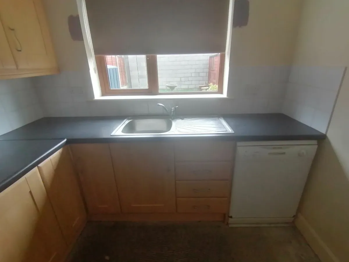Kitchen and Appliances for sale. Must Sell - Image 2