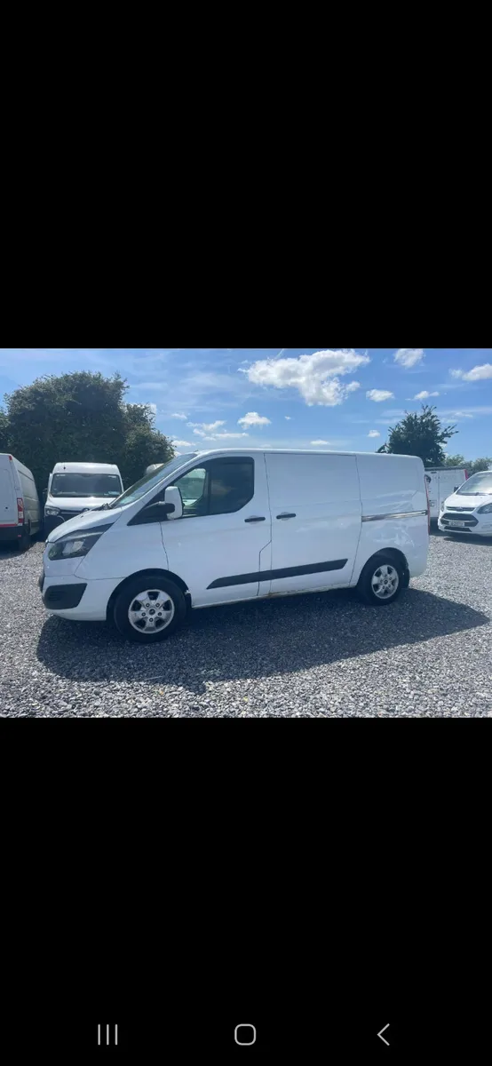 2015 ford costom trendline 2.2 diesel - Image 2