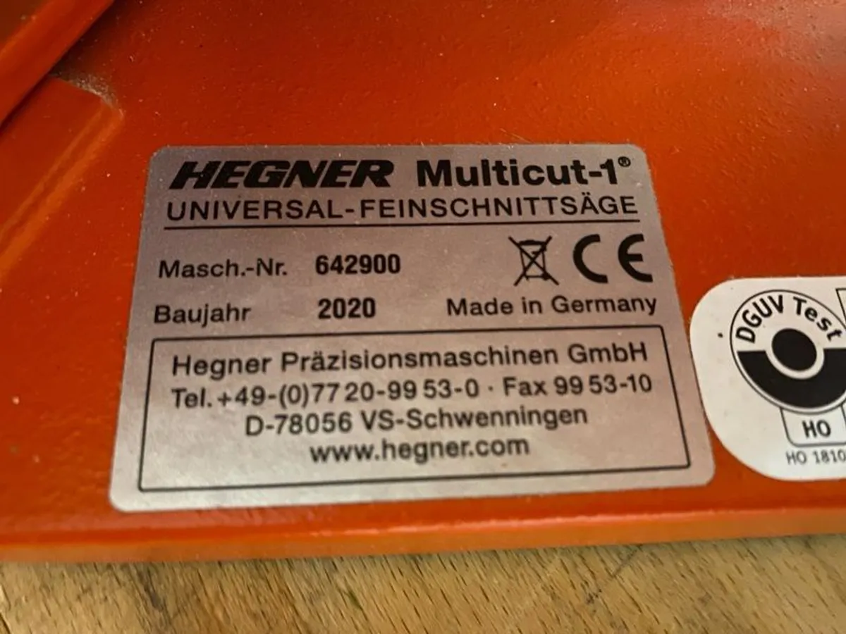 Hegner Multicut-1 variable speed scroll saw - Image 2