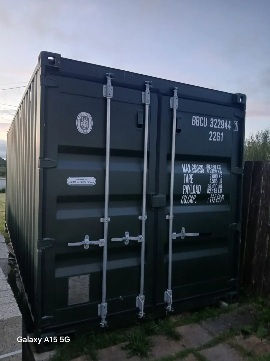 Shipping container - Image 1
