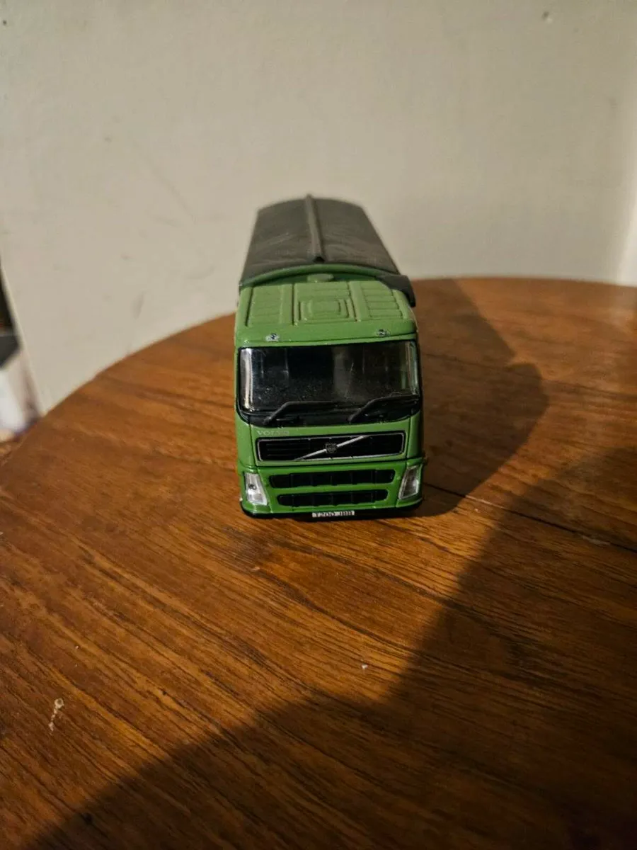 Corgi Volvo Tipper Truck 1.50 - Image 2