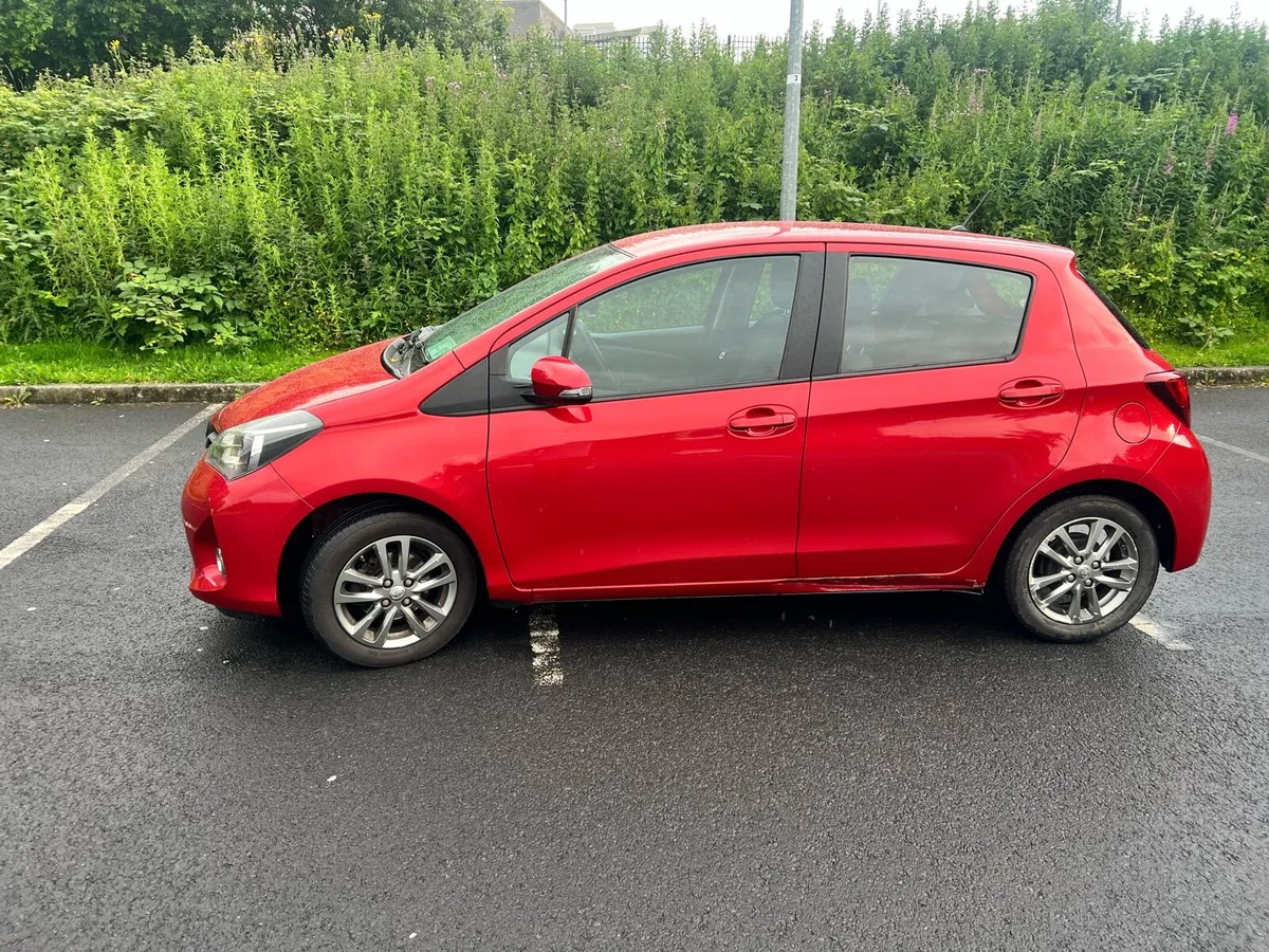 Toyota Yaris - Image 4