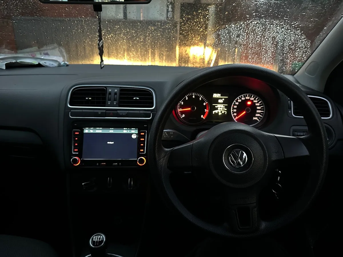 2010 Volkswagen POLO comfort line nct + tax - Image 4