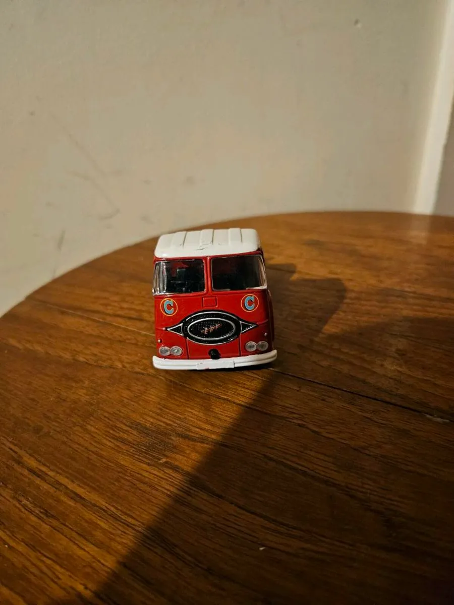 Corgi Chipperfields Circus Truck 1.50 - Image 2