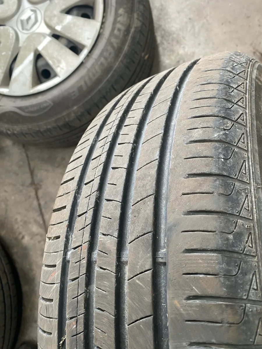 Set of wheels with new tyres Renault Fluence - Image 2