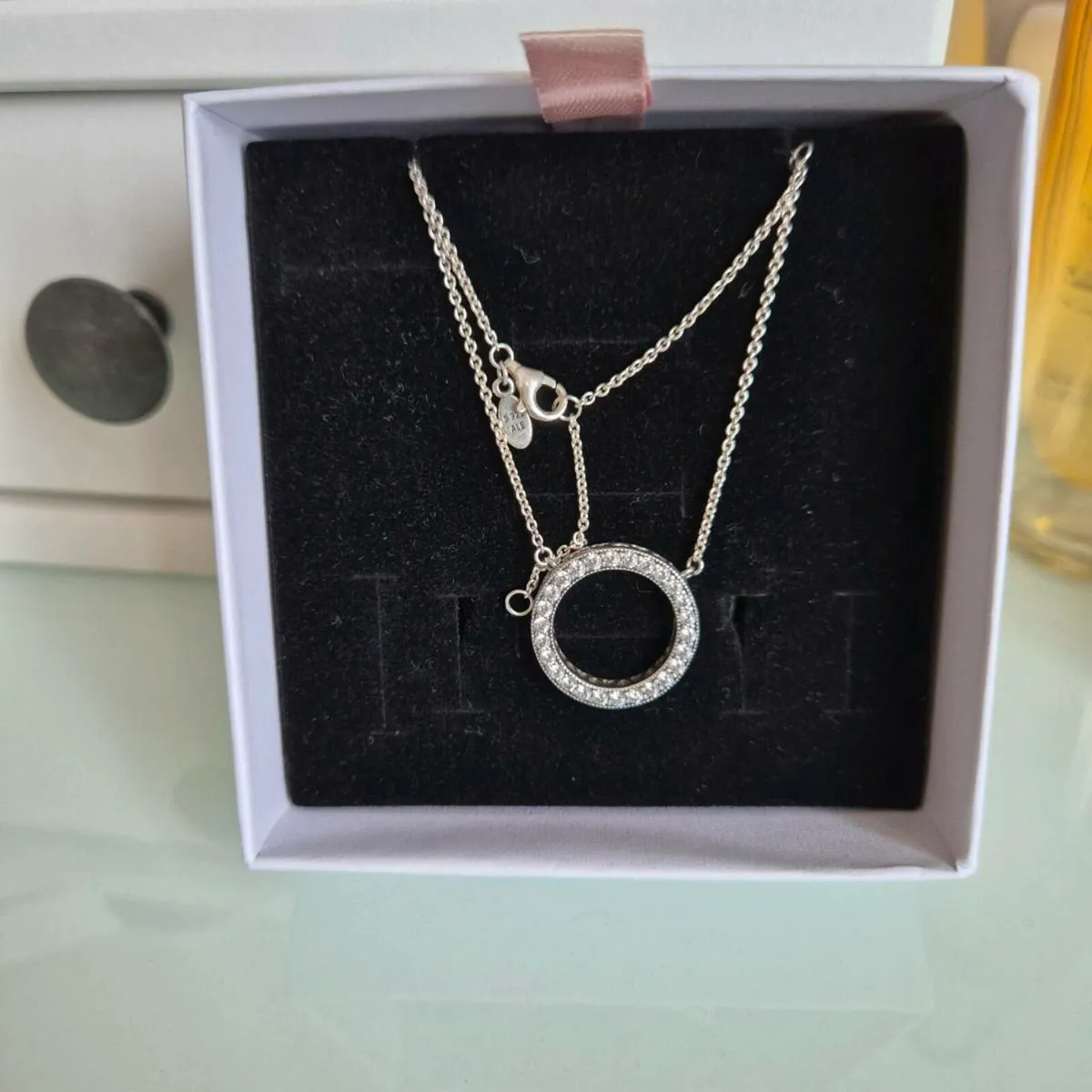 Pandora necklace round sparkle perfect condition - Image 2
