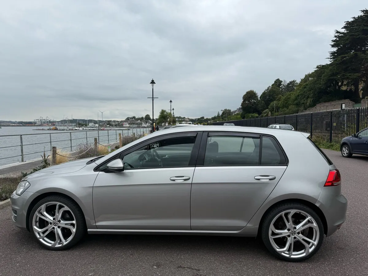 VW Golf - Image 4