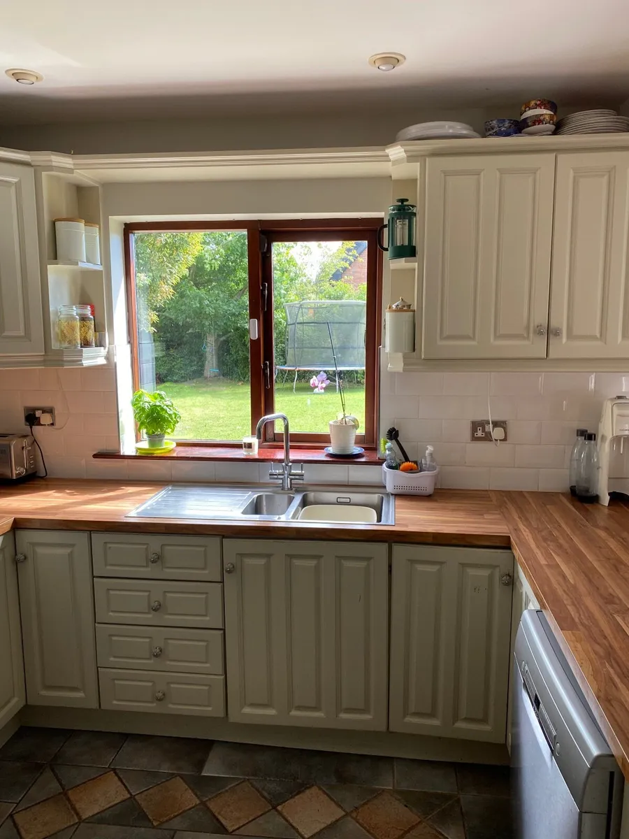 Kitchen - Image 3