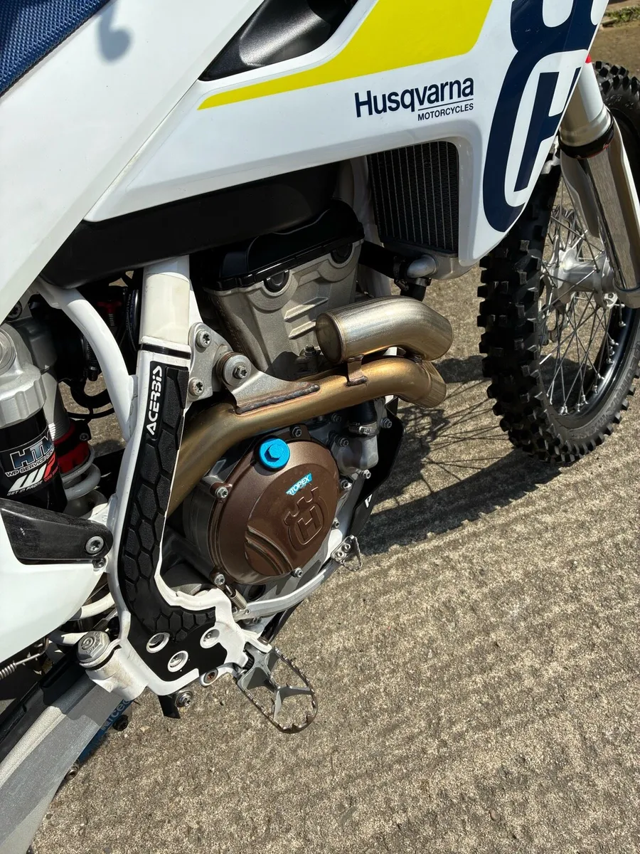 Husky scrambler - Image 1